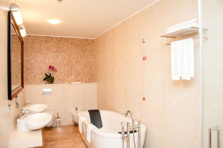 Bathroom 4, Cityhotel, Shevchenkivs'kyi