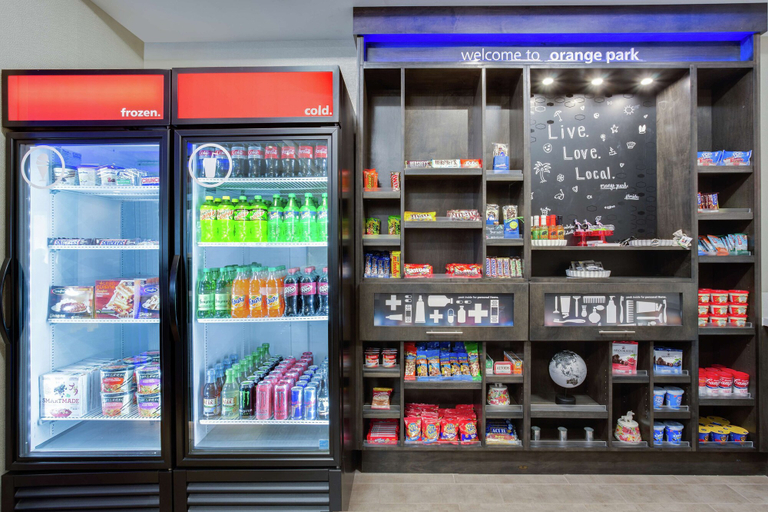 Food & Drinks 5, Hampton Inn & Suites Jacksonville / Orange Park, Clay