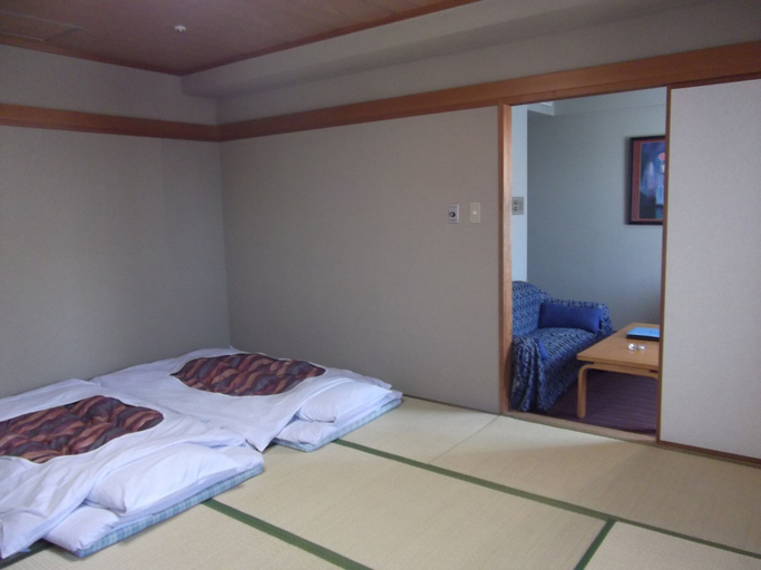 Bedroom 3, Ichikawa Grand Hotel, Edogawa