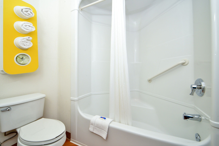 Bathroom 4, Motel 6 Page, Az, Coconino