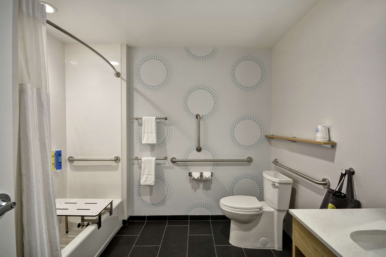 Bathroom 4, Tru by Hilton Huber Heights, Montgomery