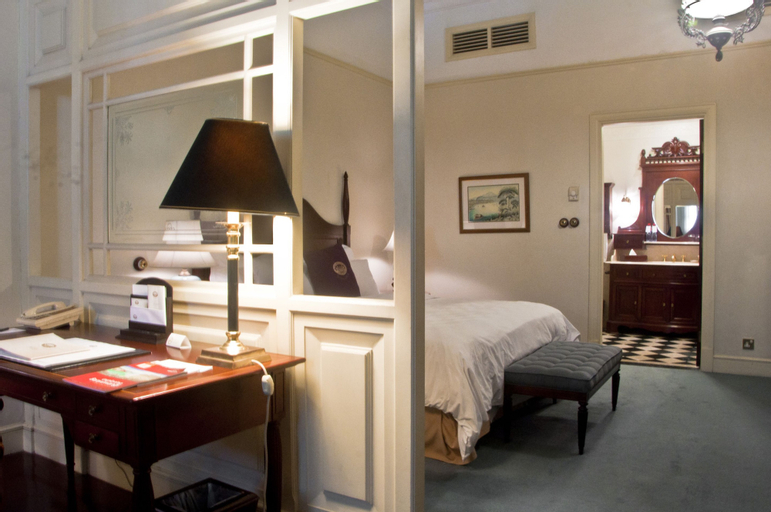 Bedroom 27