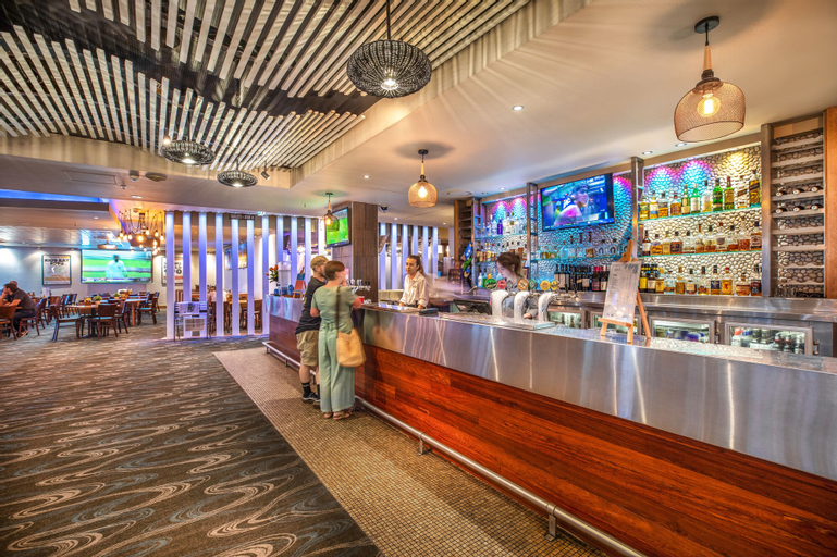 Food & Drinks 5, Narrabeen Sands Hotel by Nightcap Plus, Sydney