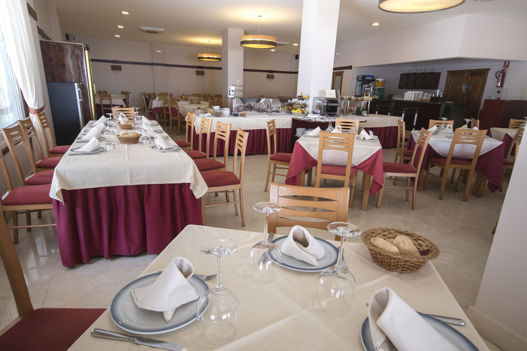 Food & Drinks 5, Hotel Spa Nanin Playa, Pontevedra