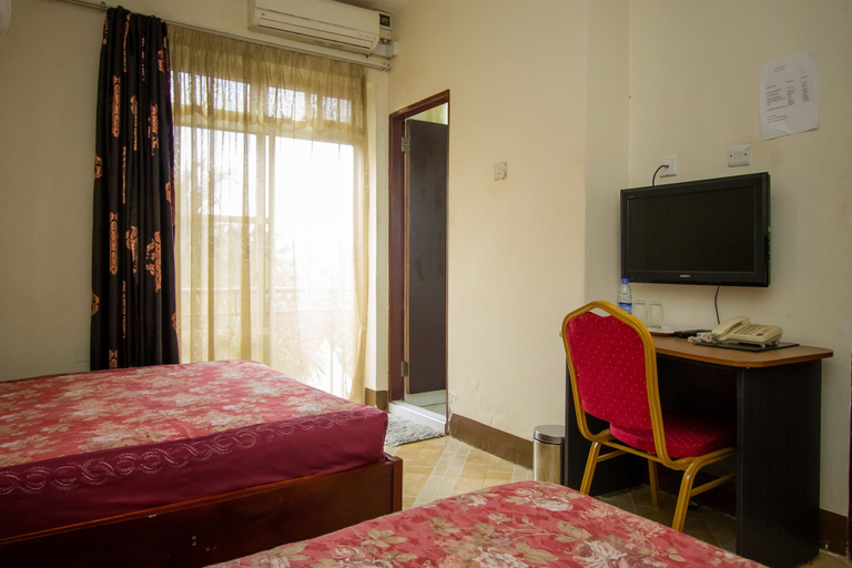 Bedroom 2, Grand Global Hotel, Kampala