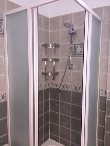 Bathroom 3, Iris Holiday apartment, Al-Ghurdaqah