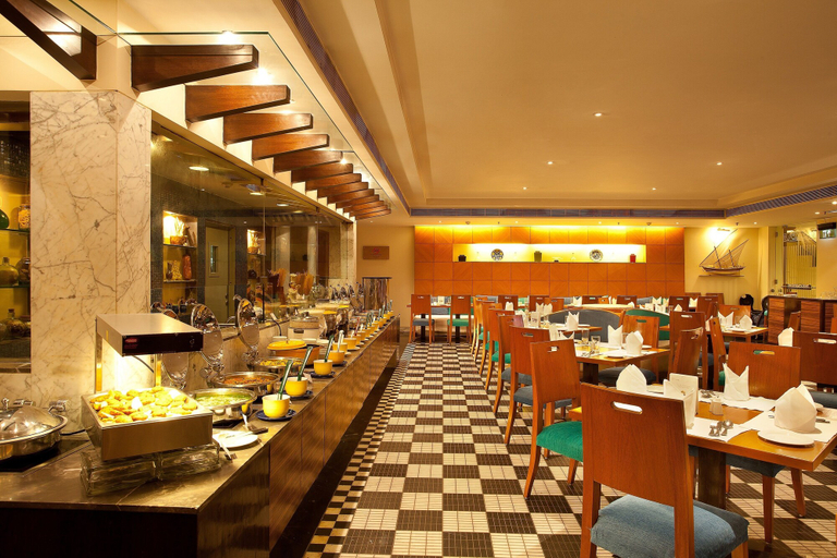 Food & Drinks 5, Welcomhotel by ITC Hotels, Alkapuri, Vadodara, Vadodara