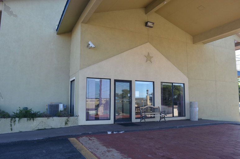 Exterior & Views 2, Hill Country Inn Marble Falls, Burnet