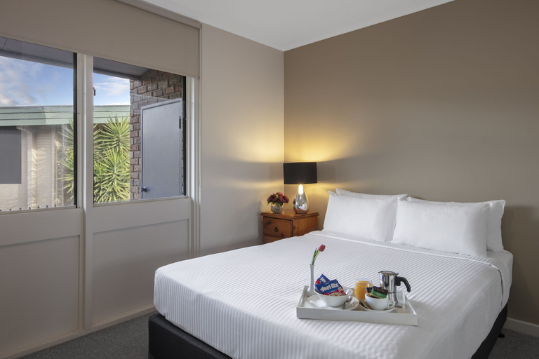 Bedroom 4, Dorset Gardens Hotel, Maroondah - Croydon