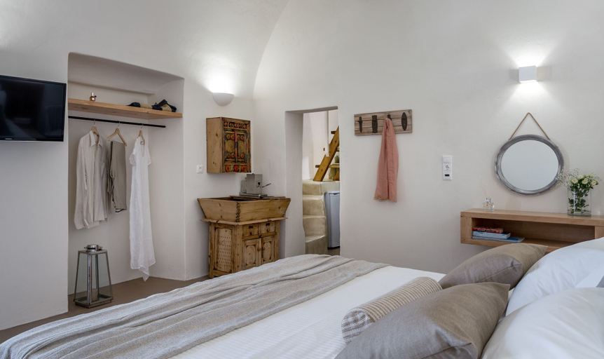 Bedroom 3, Nalas Suites, South Aegean