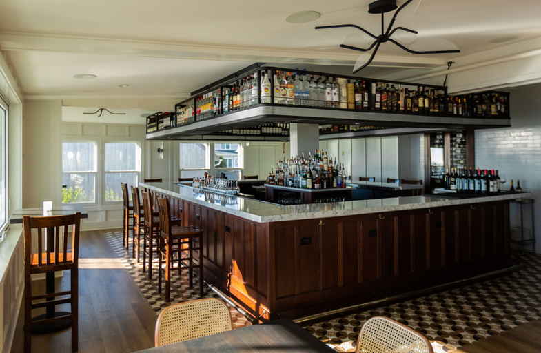 Food & Drinks 5, The Shore House, Washington