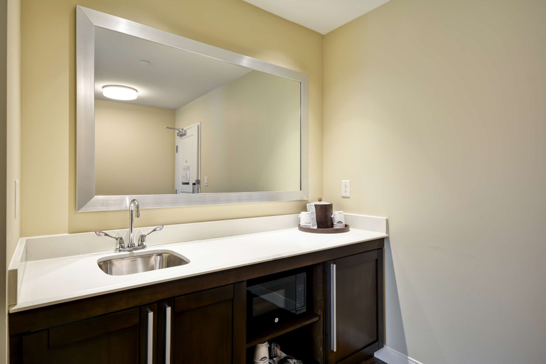 Bathroom 4, Hampton Inn & Suites Charleston Airport, Charleston