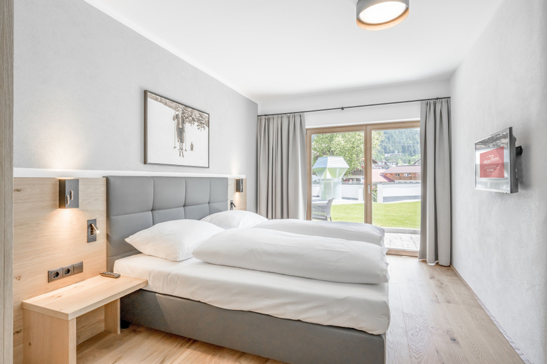 Bedroom 3, AlpenParks Chalet & Apartment Alpina Seefeld, Innsbruck Land