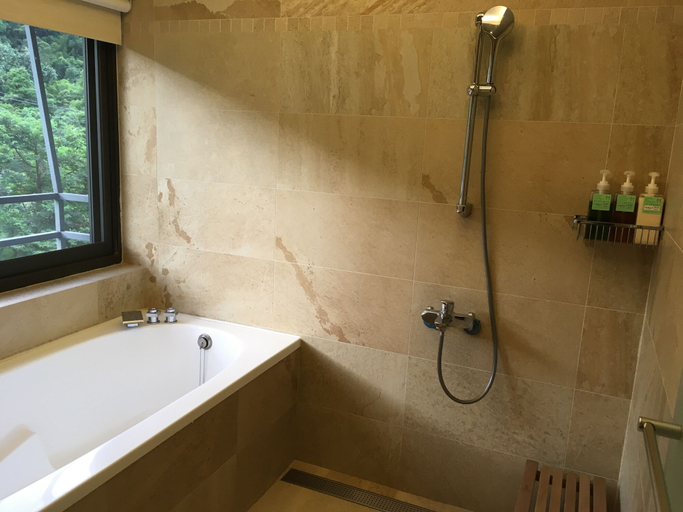 Bathroom 5, Country Road B&B, Yilan