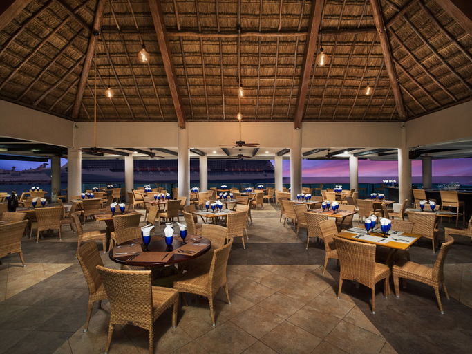 Food & Drinks 5, El Cid La Ceiba Beach Hotel, Cozumel