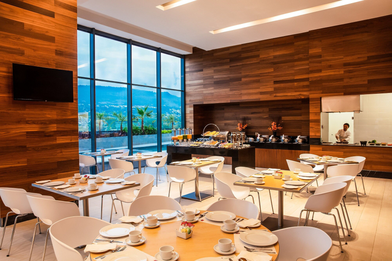 Food & Drinks 5, Fiesta Inn Tuxtla Fashion Mall, Tuxtla Gutiérrez