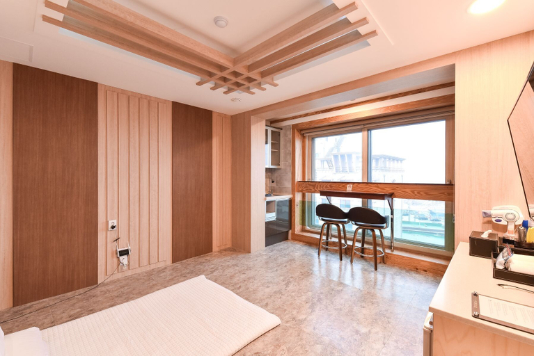 Bedroom 4, Hotel Tops Ville, Gangneung