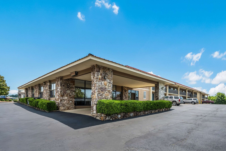Exterior & Views 2, Quality Inn & Suites Hot Springs-Lake Hamilton, Garland