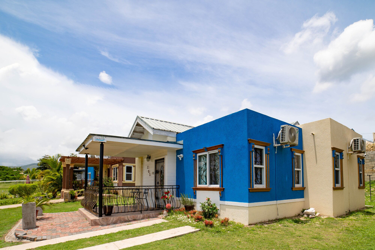 Exterior & Views 1, Nickels Garden Villas