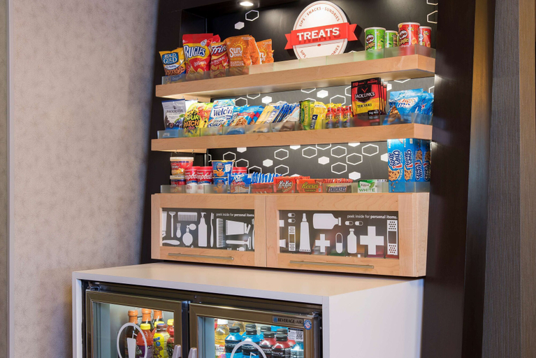 Food & Drinks 5, Hampton Inn Midland, Midland