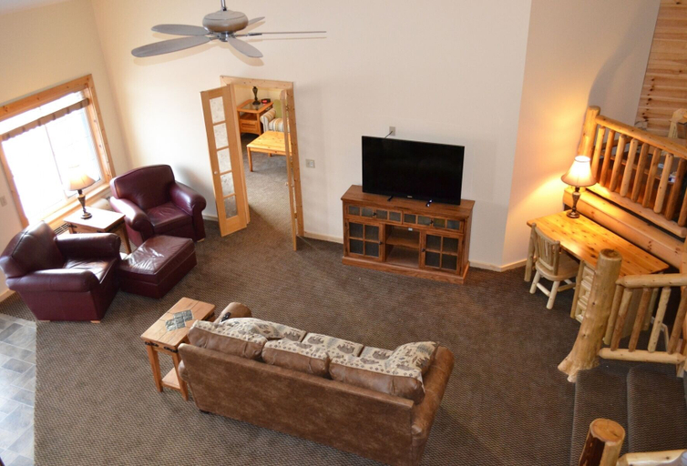 Others 5, Crooked River Lodge, Emmet