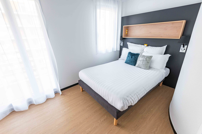Bedroom 3, Privilodges Le Hüb Grenoble, Isère