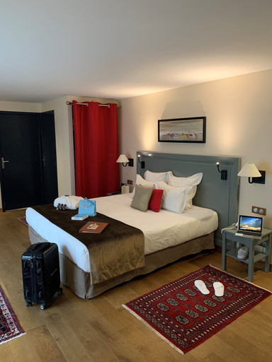 Bedroom 2, Hôtel Vatel, Gironde