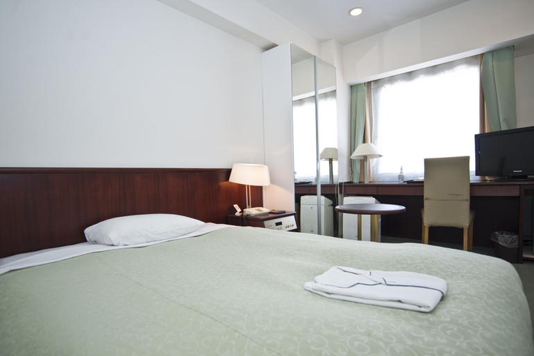 Bedroom 2, Hotel Princess Garden, Meguro