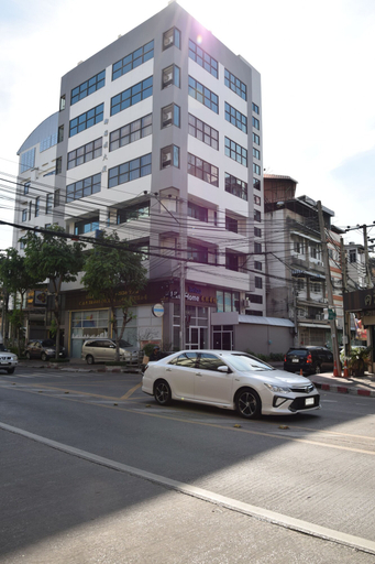 Exterior & Views 2, Like Home - Hostel, Bang Rak