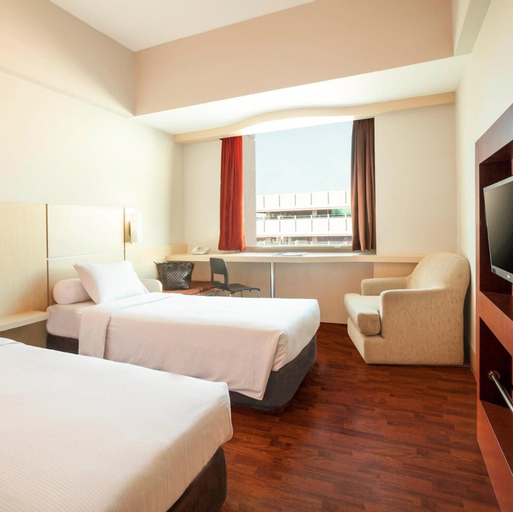 Bedroom 14