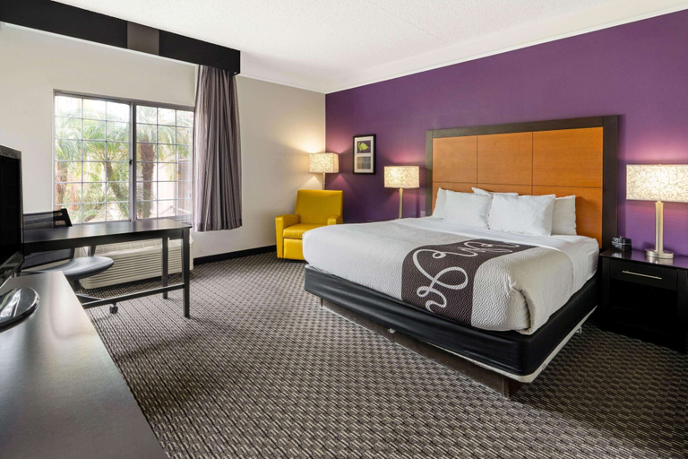 Bedroom 3, La Quinta Inn & Suites by Wyndham Phoenix Scottsdale, Maricopa