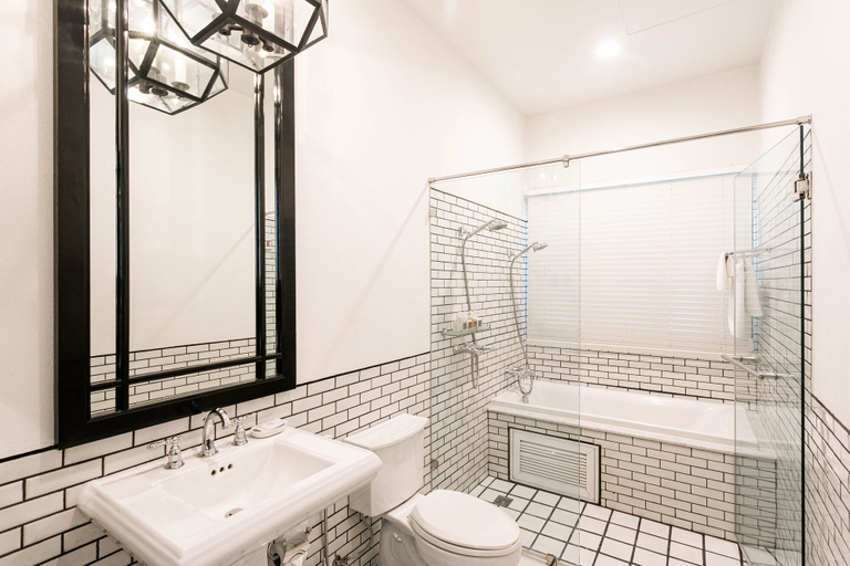 Bathroom 5, 99 The Heritage Hotel, Muang Chiang Mai