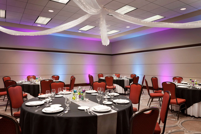 Food & Drinks 5, Embassy Suites by Hilton Charleston Airport Convention Ctr, Charleston