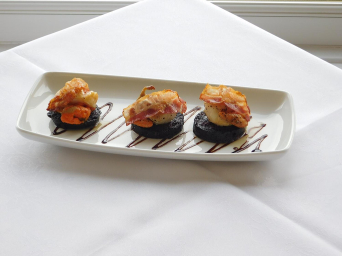 Food & Drinks 5, Cullen Bay Hotel, Moray