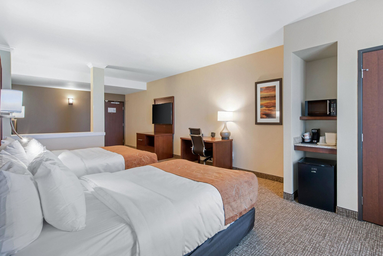 Bedroom 2, Comfort Suites Denver International Airport, Denver