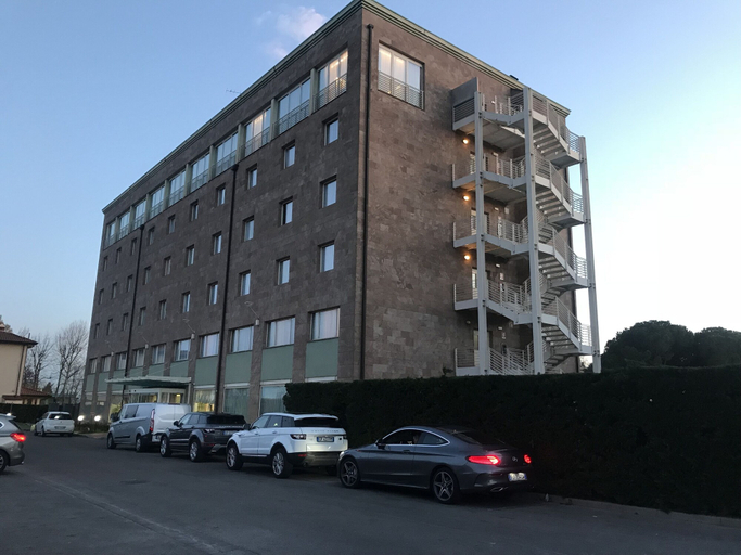 Exterior & Views 2, Hotel Datini, Prato