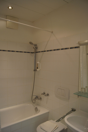 Bathroom 4, Boutiquehotel Lindenhof, Sankt Johann im Pongau