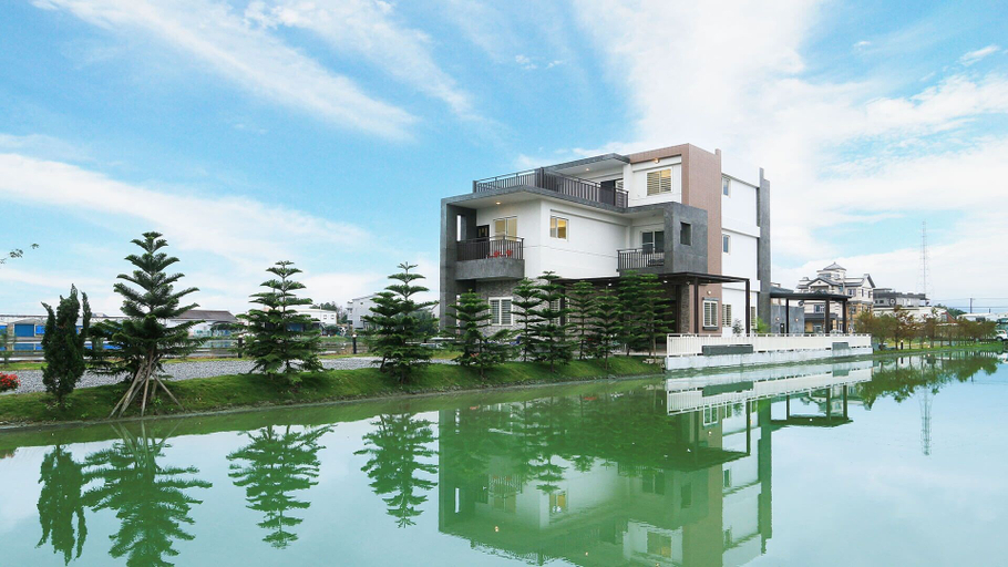 Exterior & Views 2, Langkawi Garden B&B, Yilan