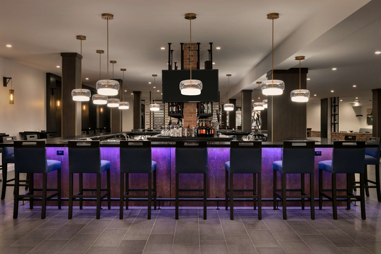 Food & Drinks 5, DoubleTree by Hilton Canton Downtown, Stark