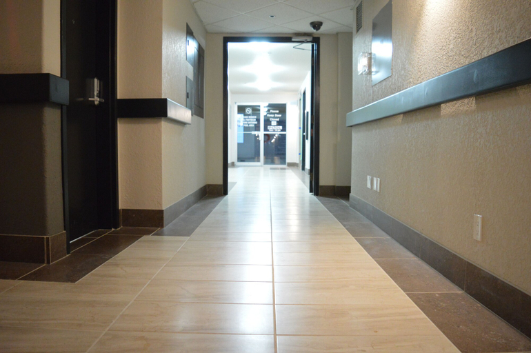 Others 5, Super 8 by Wyndham Grande Prairie, Division No. 19