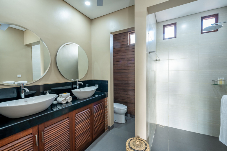 Bathroom 3, Villa Anyar, Badung
