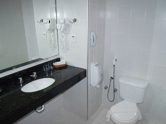 Bathroom 5, Catussaba Resort Hotel, Salvador