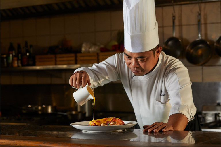 Sheraton Senggigi Beach Resort - Food & Drinks