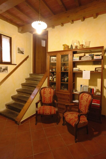 Others 4, Fattoria Albanese Labardi, Florence