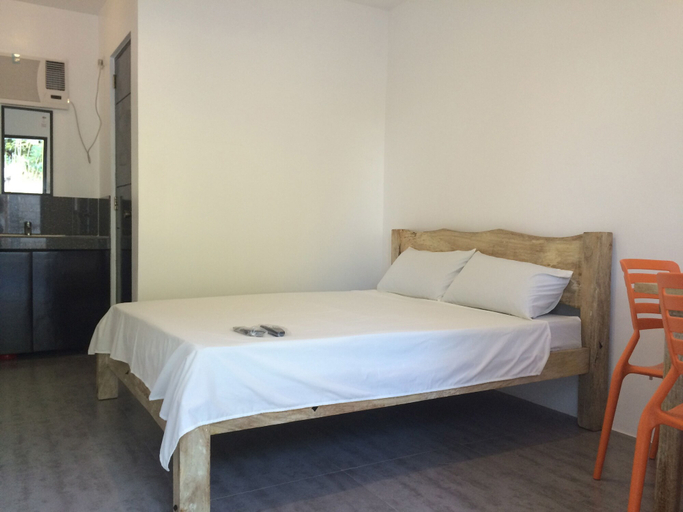 Bedroom 2, Bumblebee Inn, Tanay