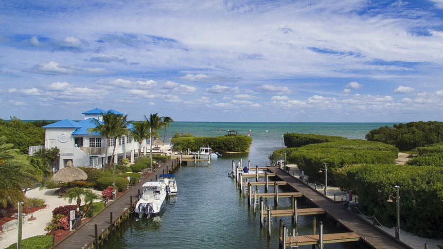 Ocean Pointe Suites at Key Largo, Monroe