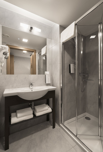 Bathroom 4, Golden Tulip Krakow Kazimierz, Kraków City