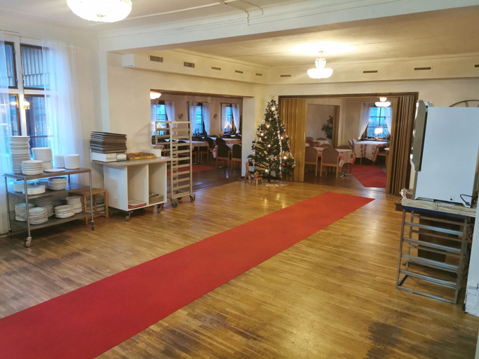 Others 5, Gästis i Floby AB, Falköping