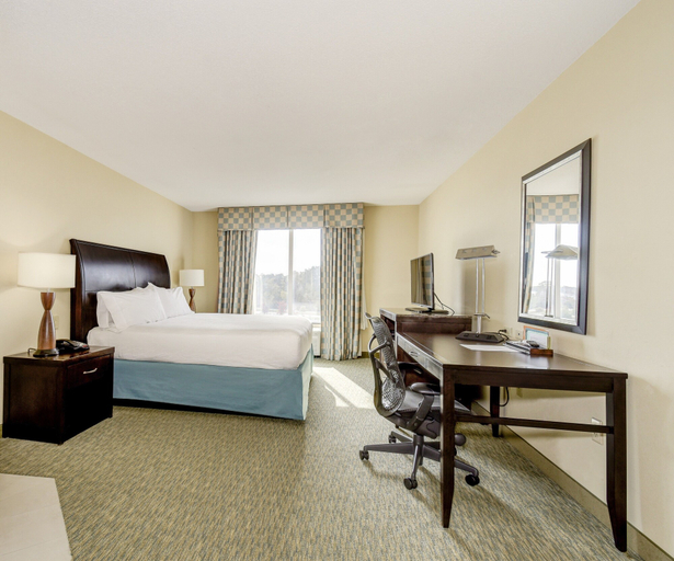 Bedroom 3, Hilton Garden Inn Waldorf, Charles