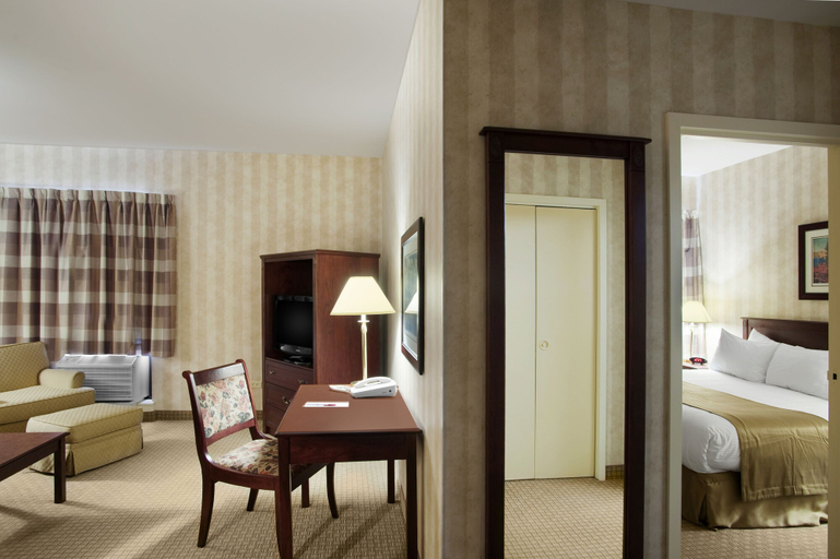 Bedroom 2, Ramada by Wyndham St. John's, Division No. 1